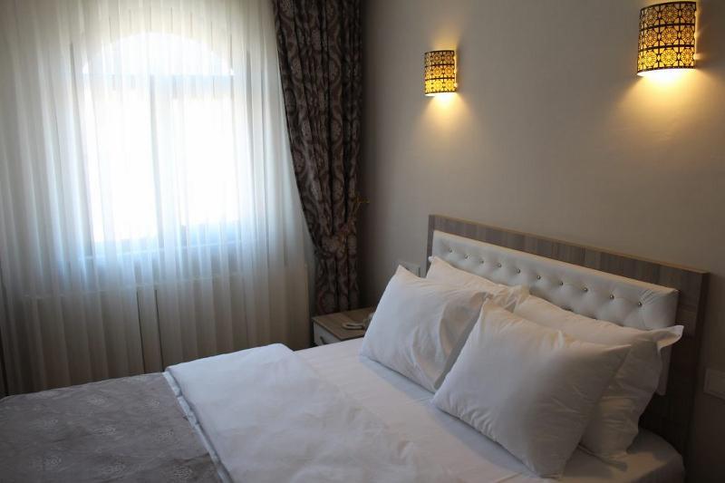 Ararat Hotel Istanbul Bagian luar foto