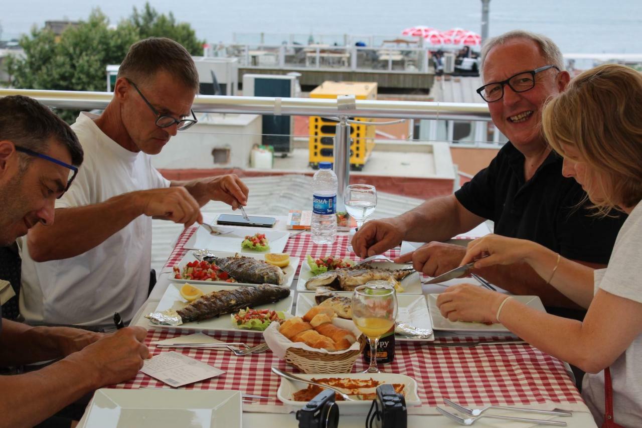 Ararat Hotel Istanbul Bagian luar foto